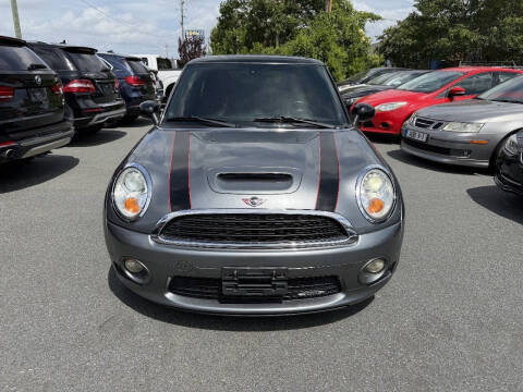 2010 MINI Cooper John Cooper Works