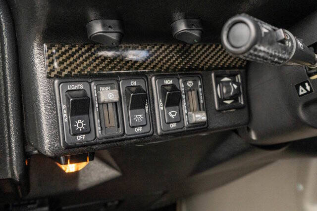2000 AM General Hummer 22