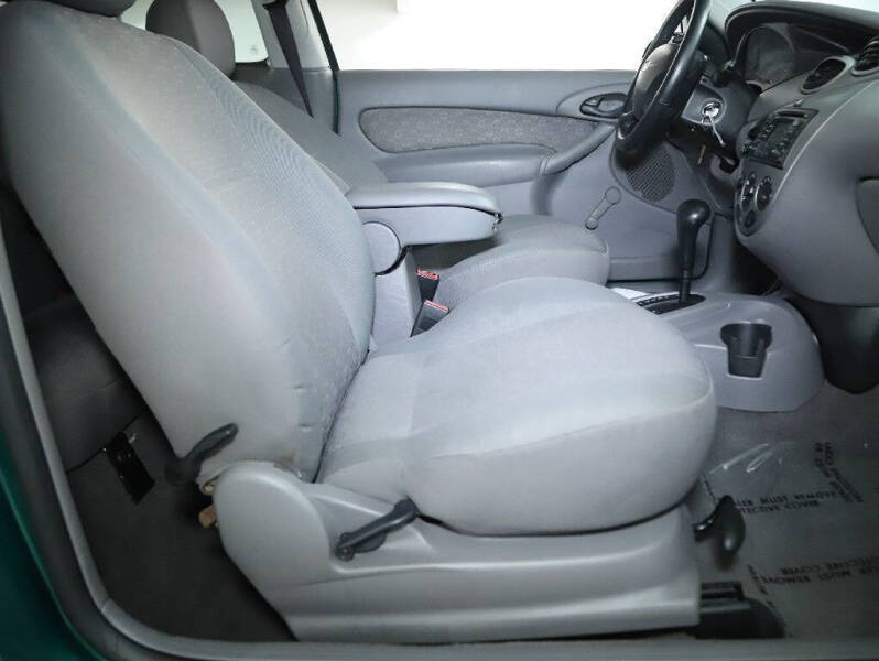2003 Ford Focus ZX3
