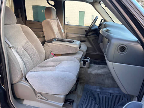 2004 Chevrolet Suburban 1500 LT