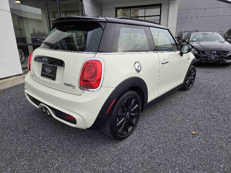 2016 MINI Hardtop 2 Door Cooper S