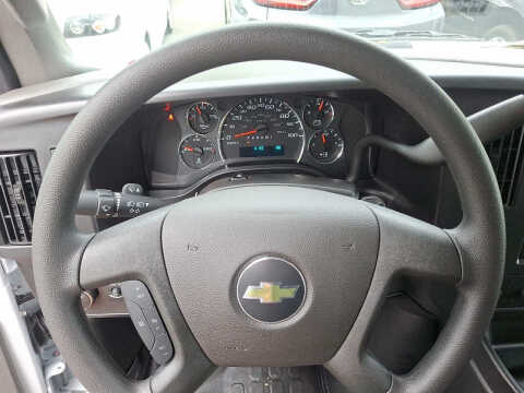2025 Chevrolet Express 2500