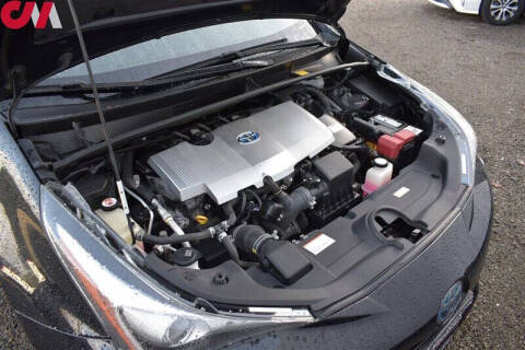 2018 Toyota Prius Three