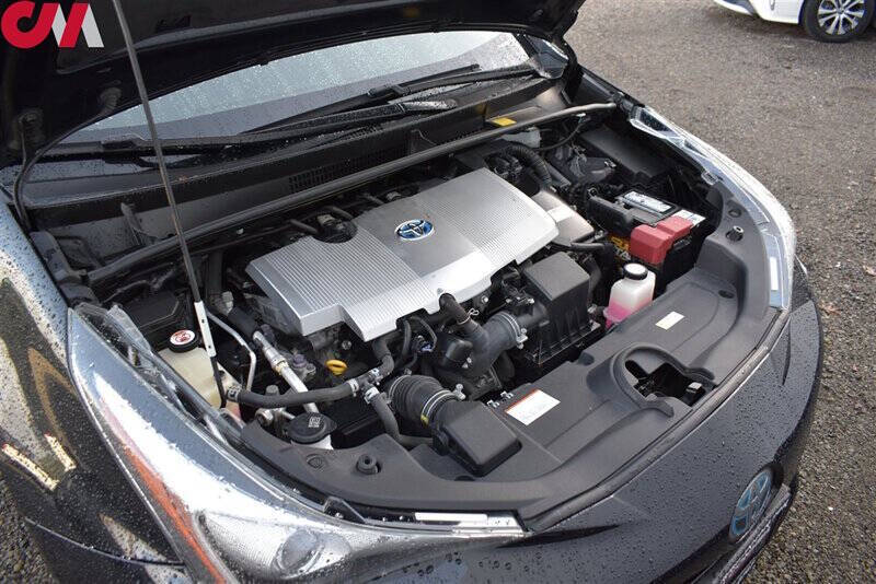 2018 Toyota Prius Three