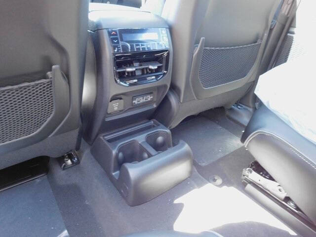 2024 Jeep Grand Cherokee L Overland