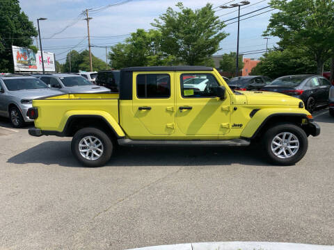 2023 Jeep Gladiator Sport S