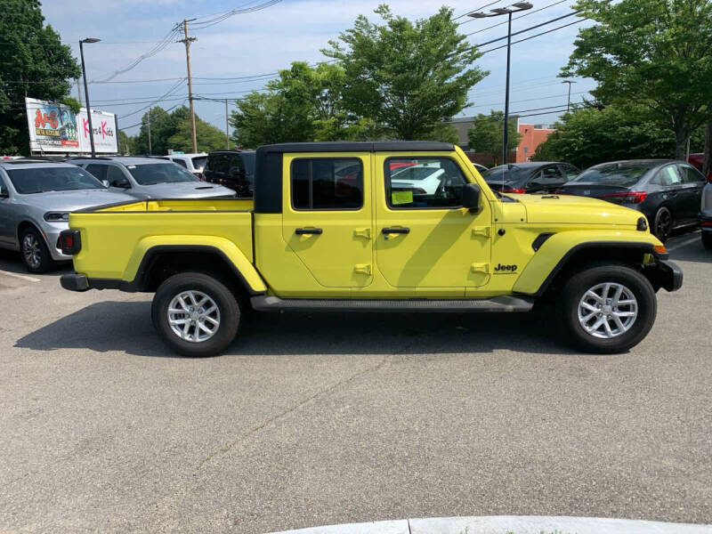 2023 Jeep Gladiator Sport S
