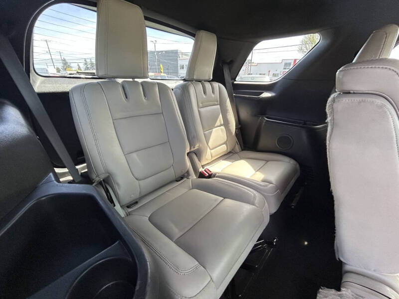 2011 Ford Explorer XLT