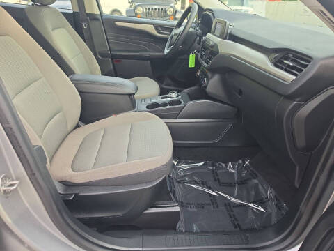 2021 Ford Escape S