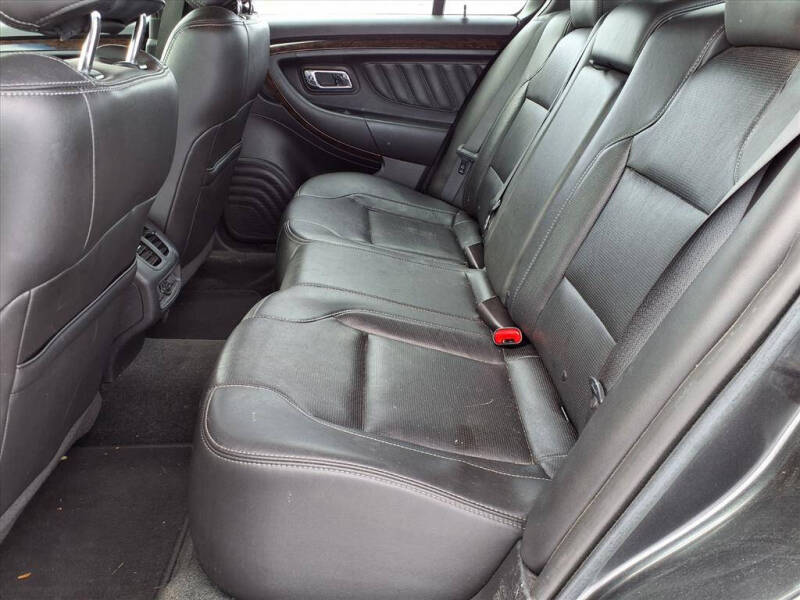 2016 Ford Taurus Limited