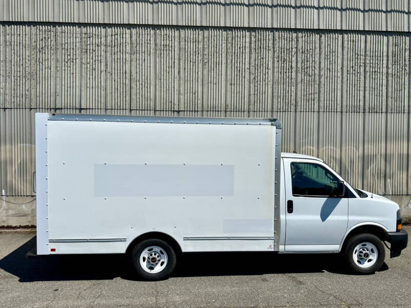 2019 GMC Savana