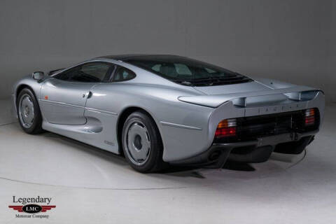 1993 Jaguar XJ 220