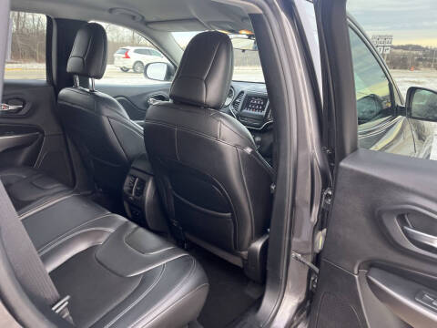 2019 Jeep Cherokee Latitude Plus