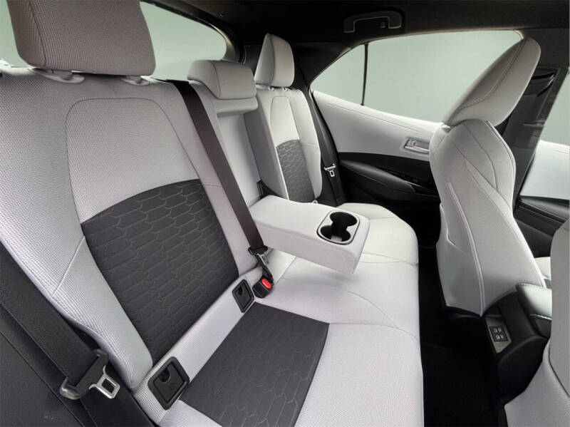 2024 Toyota Corolla Hatchback SE