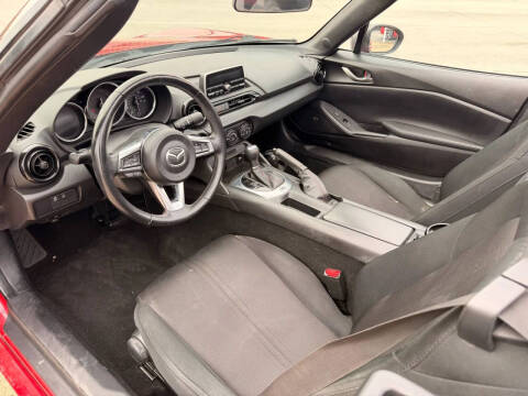 2016 Mazda MX-5 Miata Sport