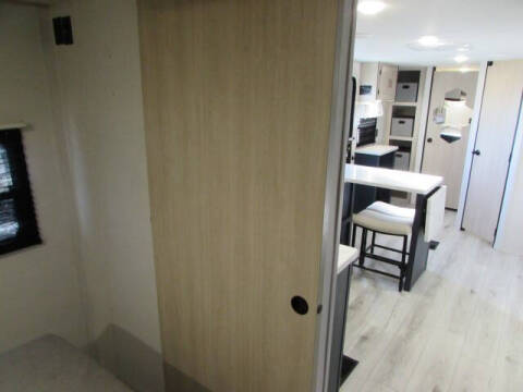 2025 Forest River AVENGER 25