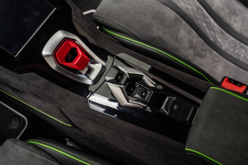 2024 Lamborghini Huracan Sterrato