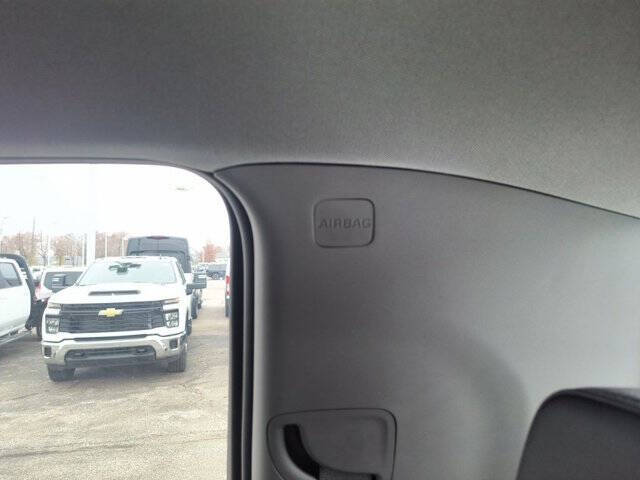 2024 Chevrolet Silverado 3500HD CC