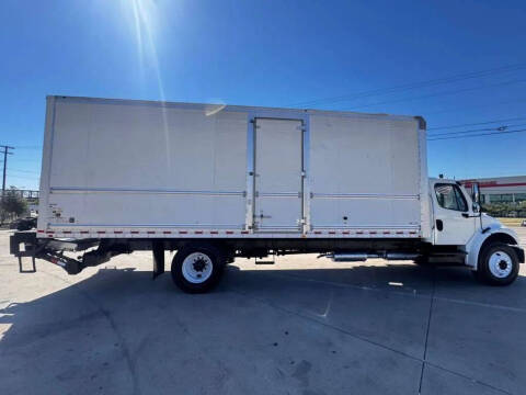 2017 Freightliner M2 106