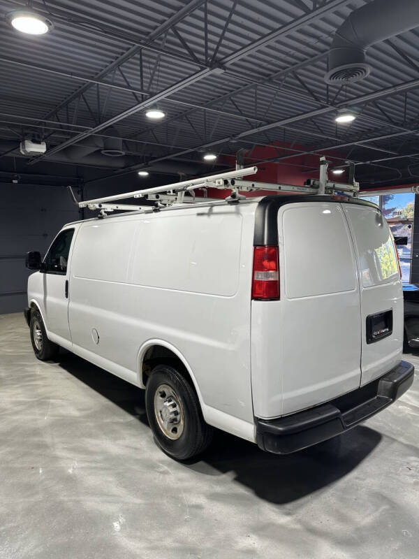 2019 Chevrolet Express 2500