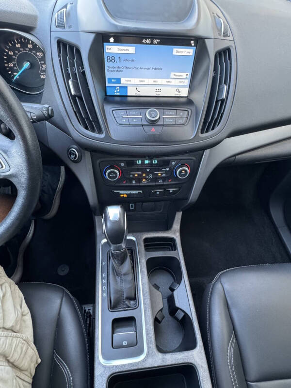 2019 Ford Escape SEL