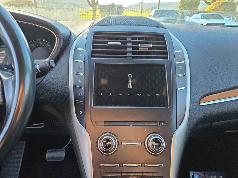 2019 Lincoln MKC Select