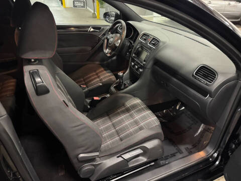 2010 Volkswagen GTI Base PZEV