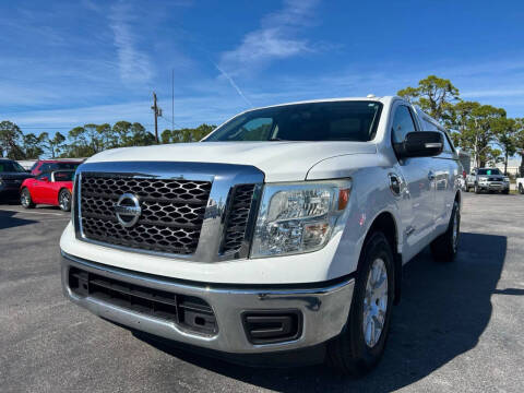 2017 Nissan Titan