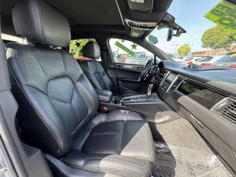 2016 Porsche Macan S