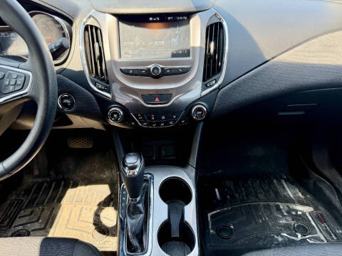 2017 Chevrolet Cruze LT Auto