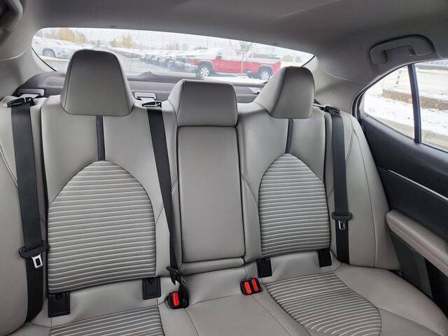 2023 Toyota Camry SE