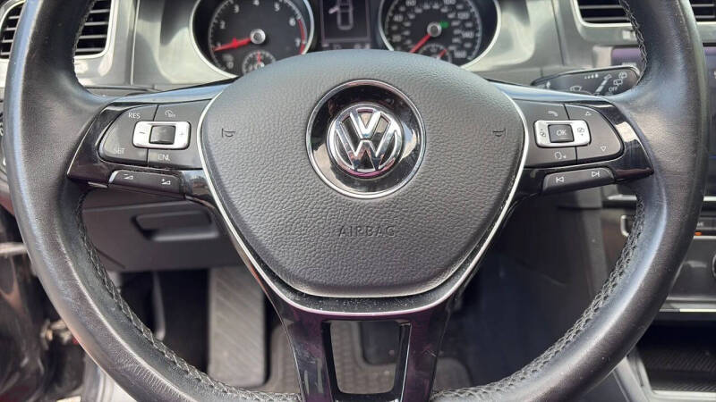 2018 Volkswagen Golf