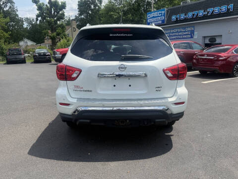 2017 Nissan Pathfinder SV