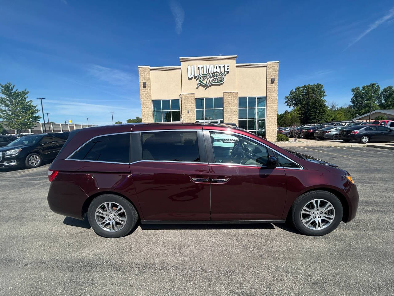 BERGUNDY 2012 Honda Odyssey EX EX 4dr Mini-Van 1