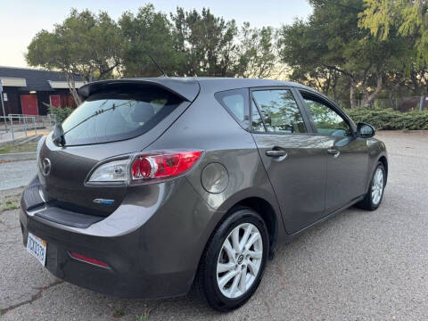2013 Mazda MAZDA3 i Grand Touring
