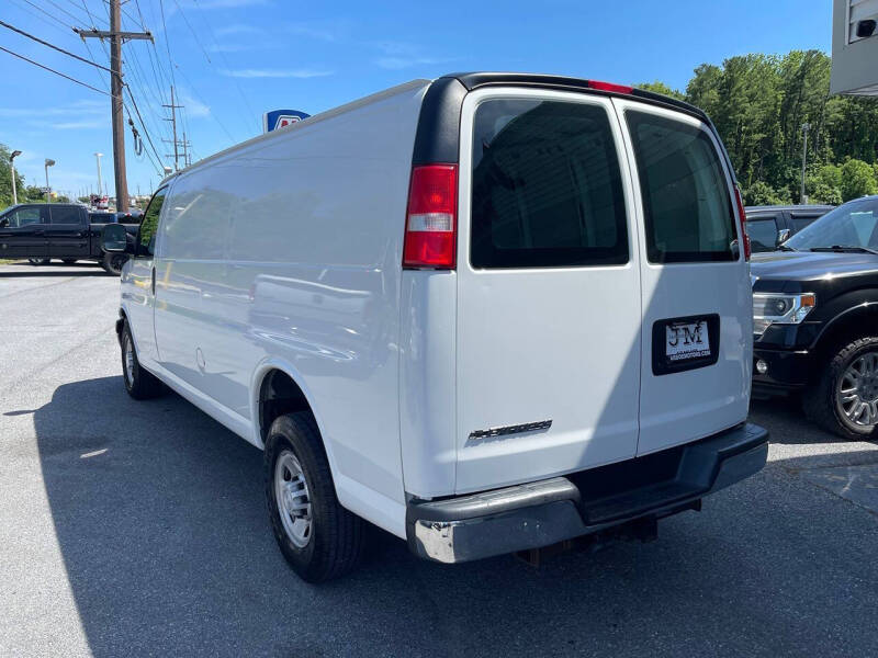 2018 Chevrolet Express 2500