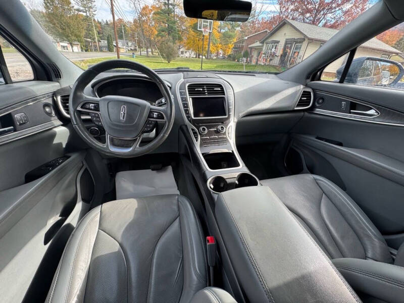 2019 Lincoln Nautilus Reserve