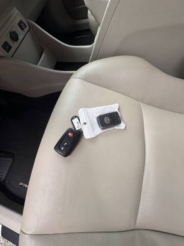 2012 Toyota Prius v Five