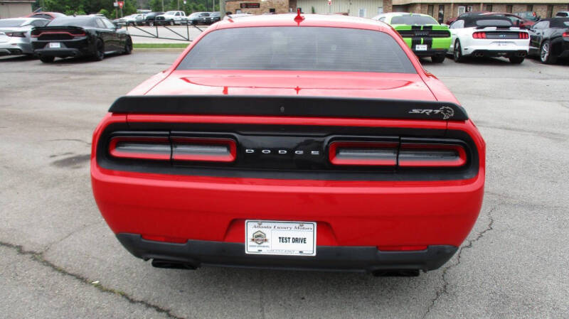 2016 Dodge Challenger SRT Hellcat