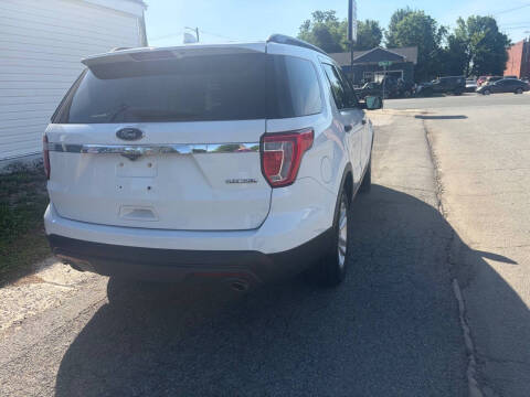 2016 Ford Explorer