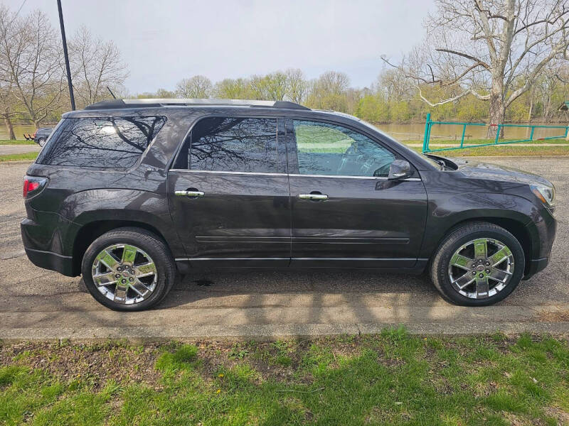 Used 2017 GMC Acadia Limited Base with VIN 1GKKVSKD2HJ319593 for sale in Terre Haute, IN