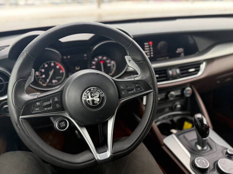 2018 Alfa Romeo Stelvio Ti Sport