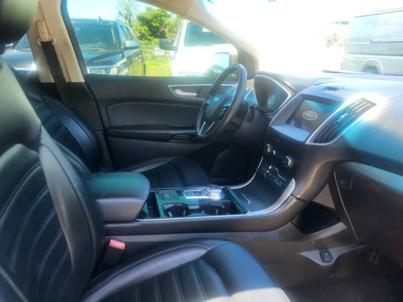 2019 Ford Edge SEL