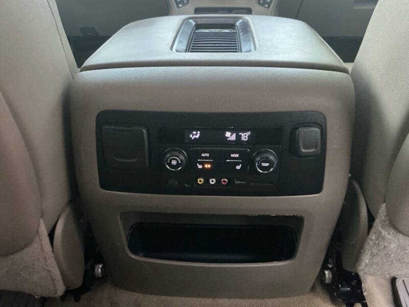 2016 GMC Yukon XL SLT