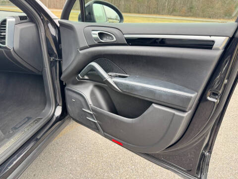 2014 Porsche Cayenne Platinum Diesel