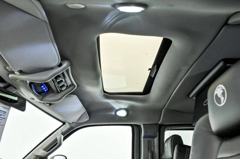 2026 GMC Savana 2500