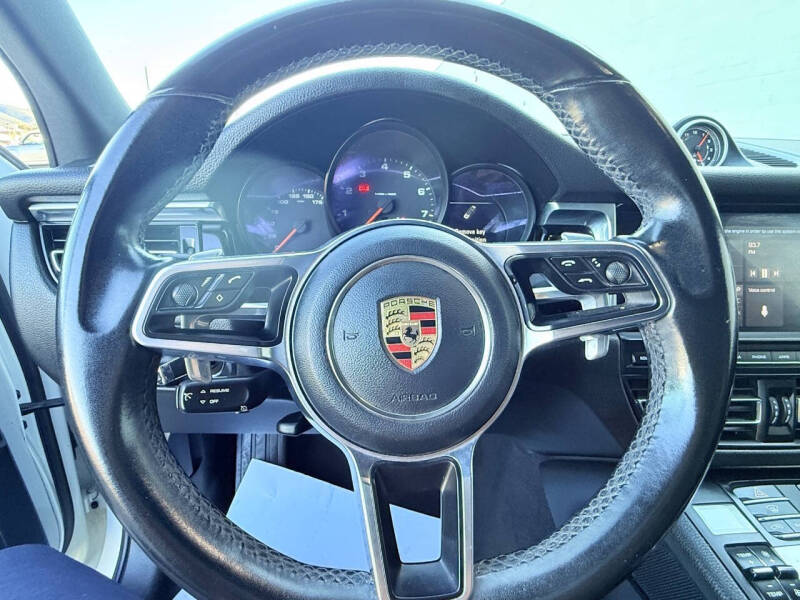2020 Porsche Macan
