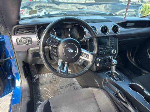 2017 Ford Mustang EcoBoost
