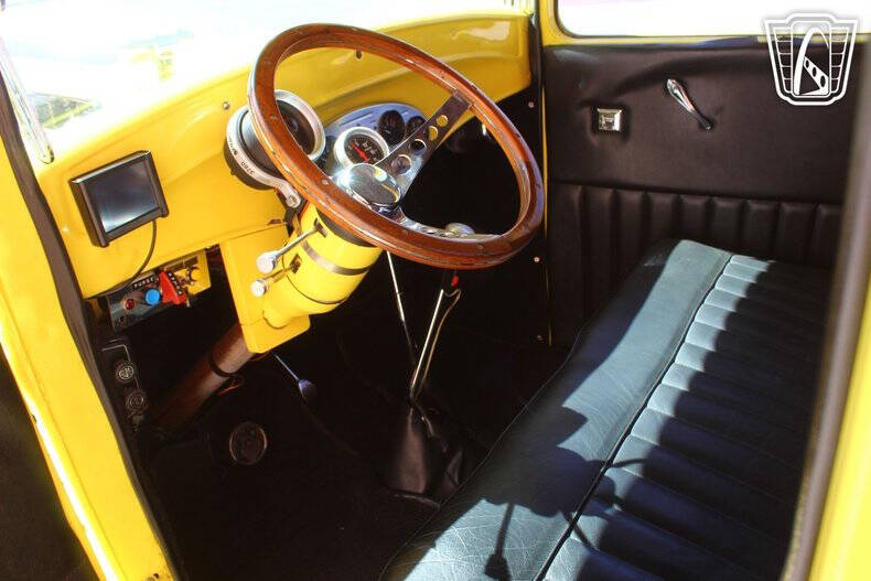1932 Ford F-100