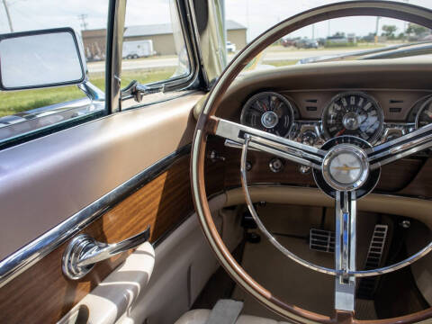1963 Ford Thunderbird